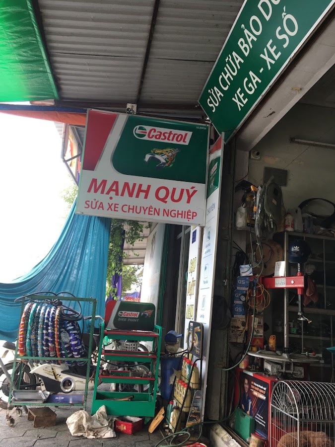 Cứa hàng xe máy mạnh quý