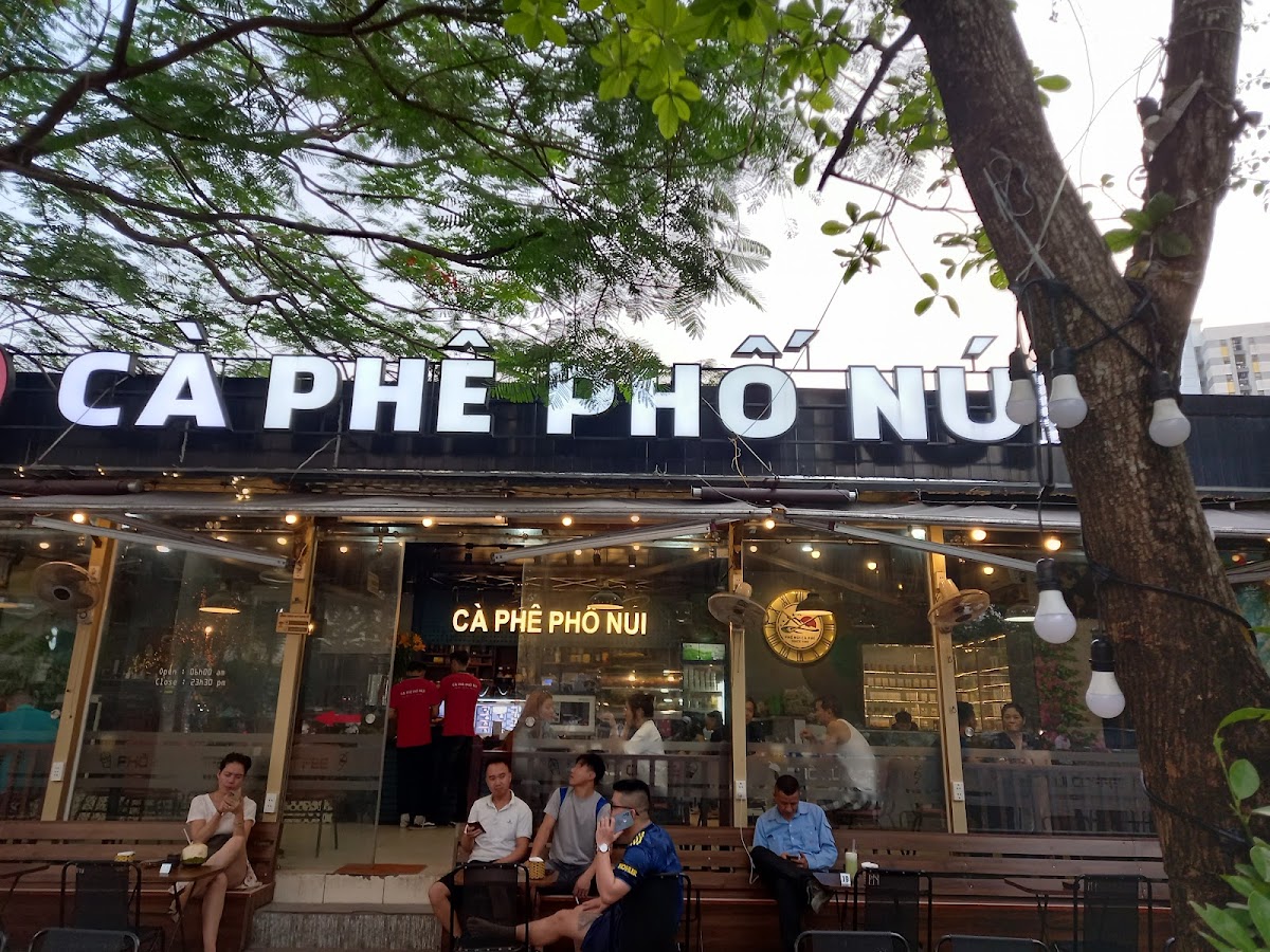 Cà Phê Phố Núi