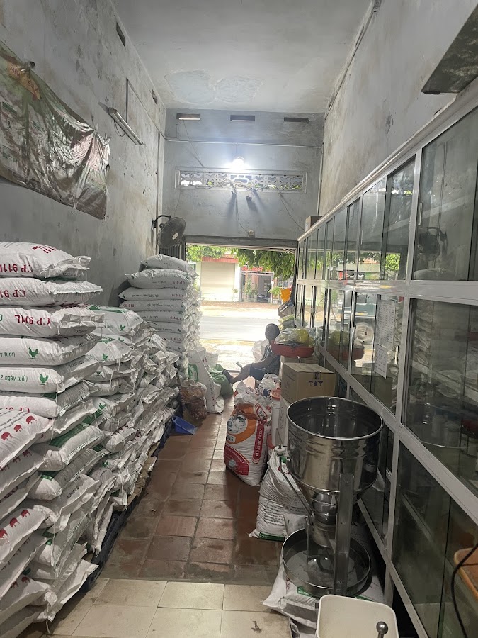 Cửa Hàng Thuốc Thú Y và Cám Quế Thảo