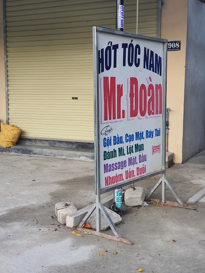 Tiệm cắt tóc Mr. Đàm