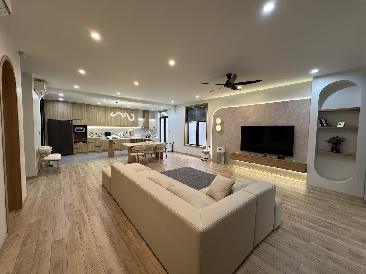 KhaLin House