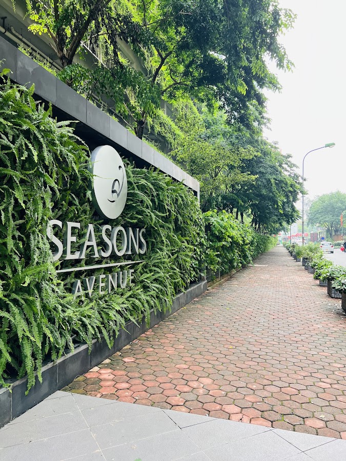 Seasons Avenue
