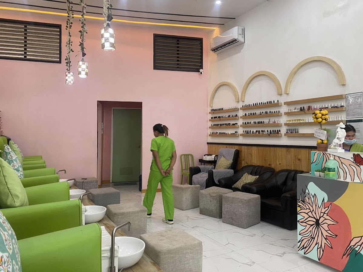 Enchanté Nail Spa
