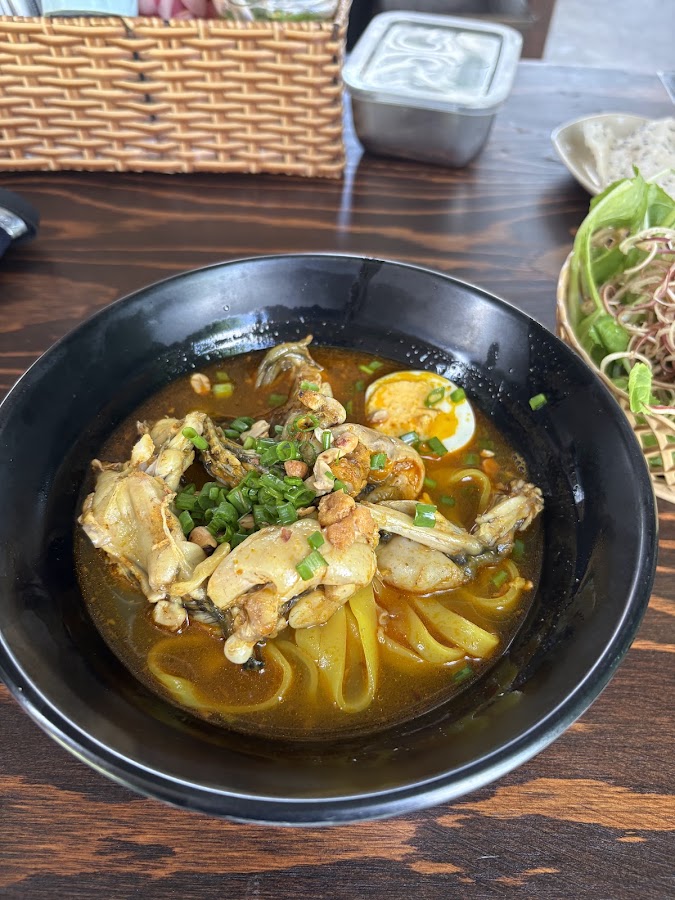 Mì Quảng Cô Vân