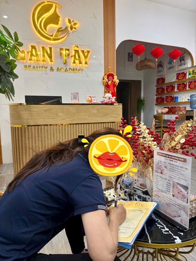 Thẩm Mỹ LAN TÂY chuyên triệt lông