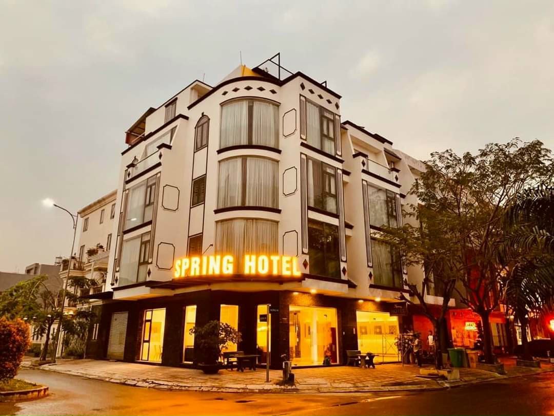 SPRING HOTEL - 4SEASONS HOTEL