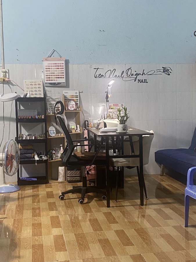 Tiệm Nail Quỳnh