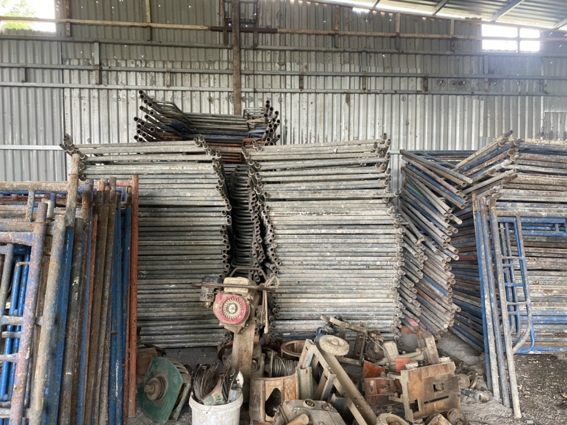 Bãi Ván Xây Dựng Bách Quyên
