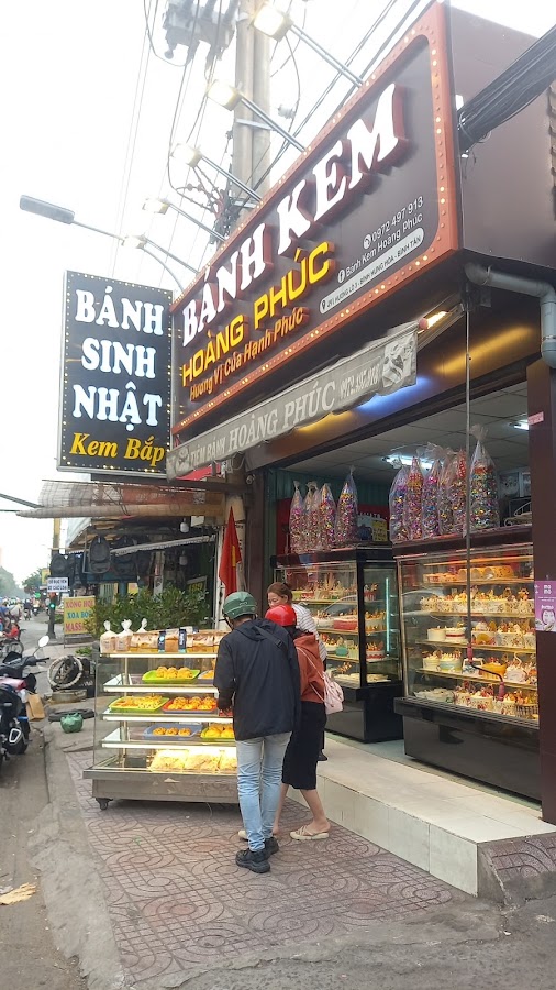 Tiệm bánh Hoàng Phúc