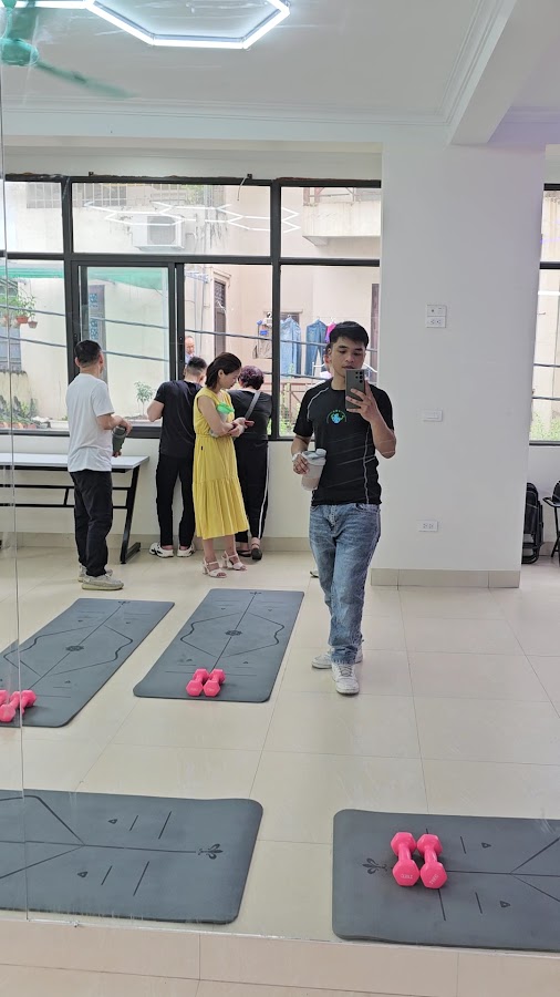Phòng tập Fitclub 6988 Đan Phượng