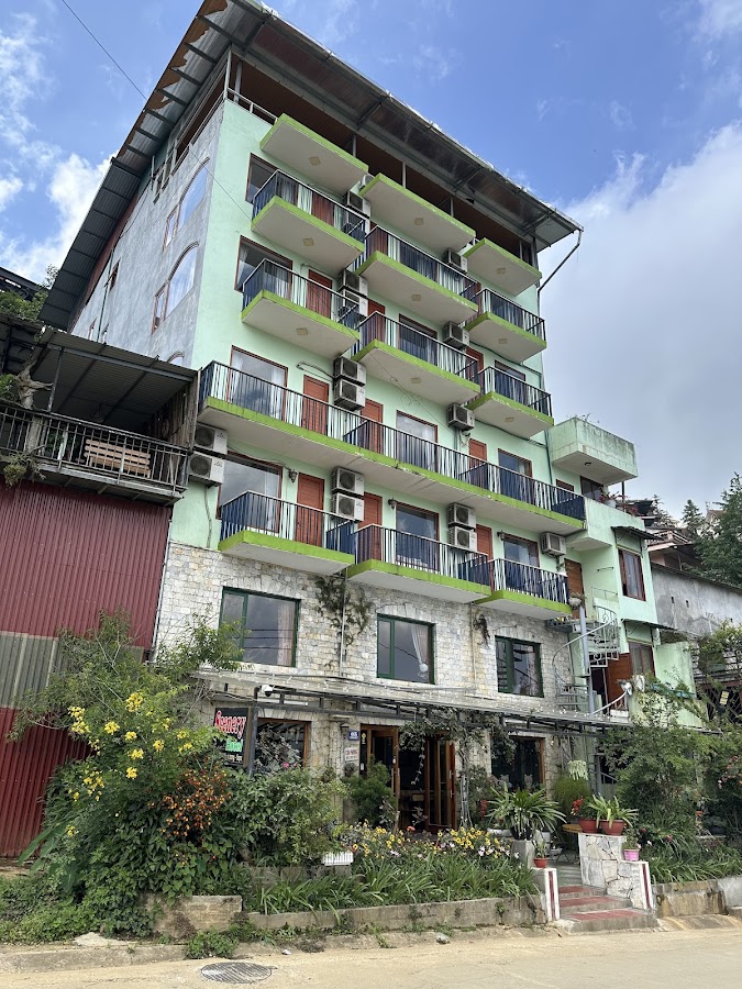 Scenery Hotel