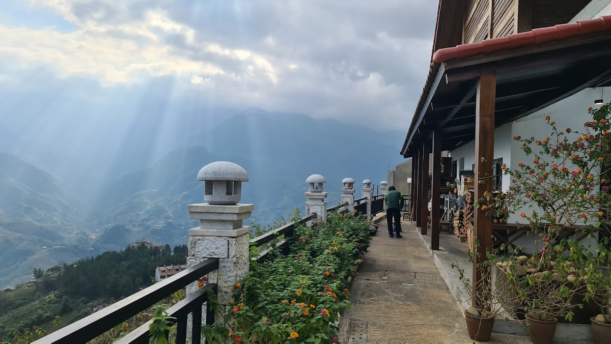 Bungalow nhà cọ - Sapa Jade Hill Resort