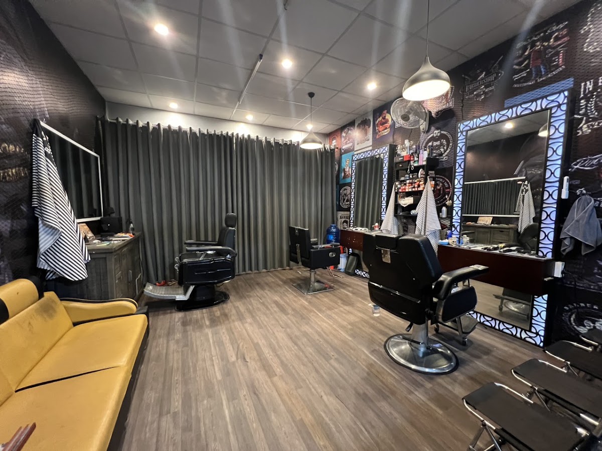 JuTin Barber House