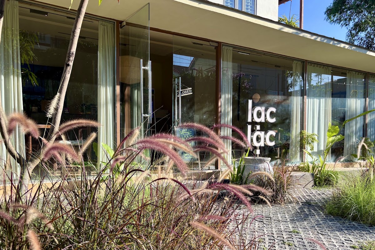 Lạc Lạc Cafe