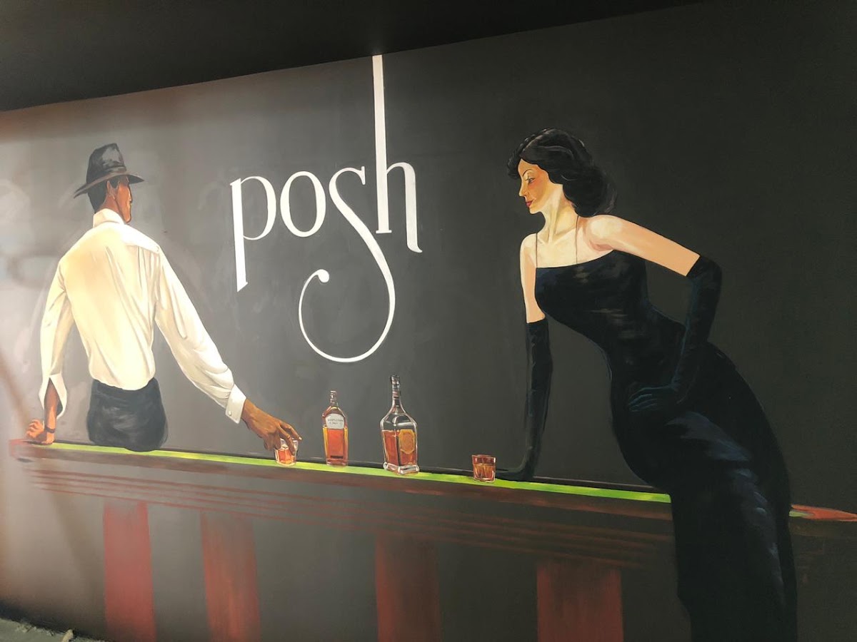 Posh Lounge