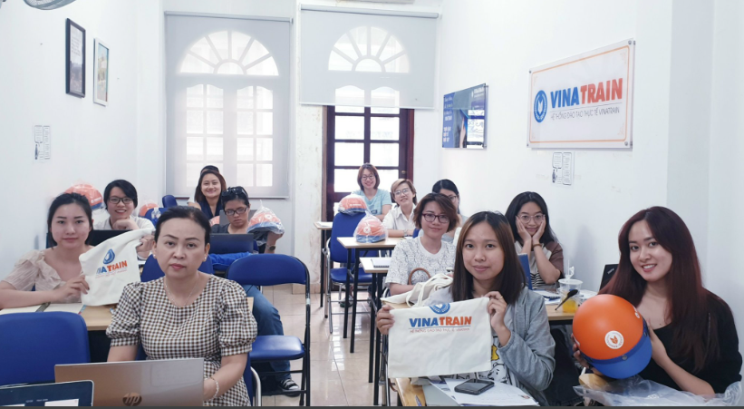 VinaTrain Hồ Chí Minh (Đào Tạo Xuất Nhập Khẩu, Kế Toán, Nhân Sự,Tin Học)
