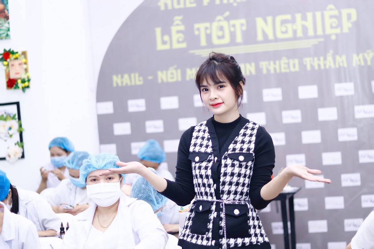 Vương Thuý Kiều - Chị Béo Tiệm Nối Mi Bình Dương