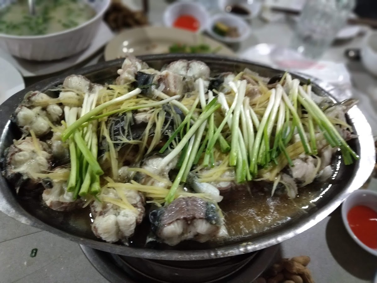 Quán hải sản Hương Đồng Quê