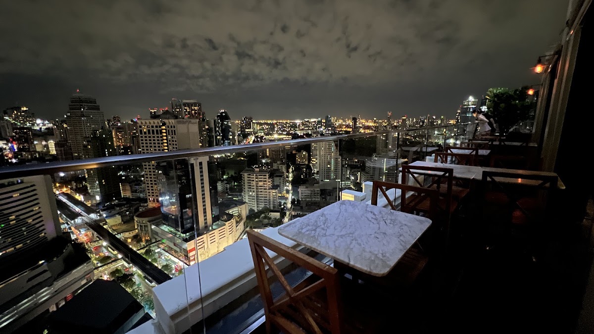 Belga Rooftop Bar & Brasserie