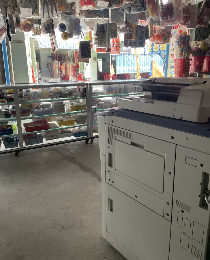 Cửa Hàng Tạp Hóa Cô Ngọc
