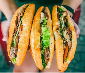 Bánh mỳ Bà Tùng