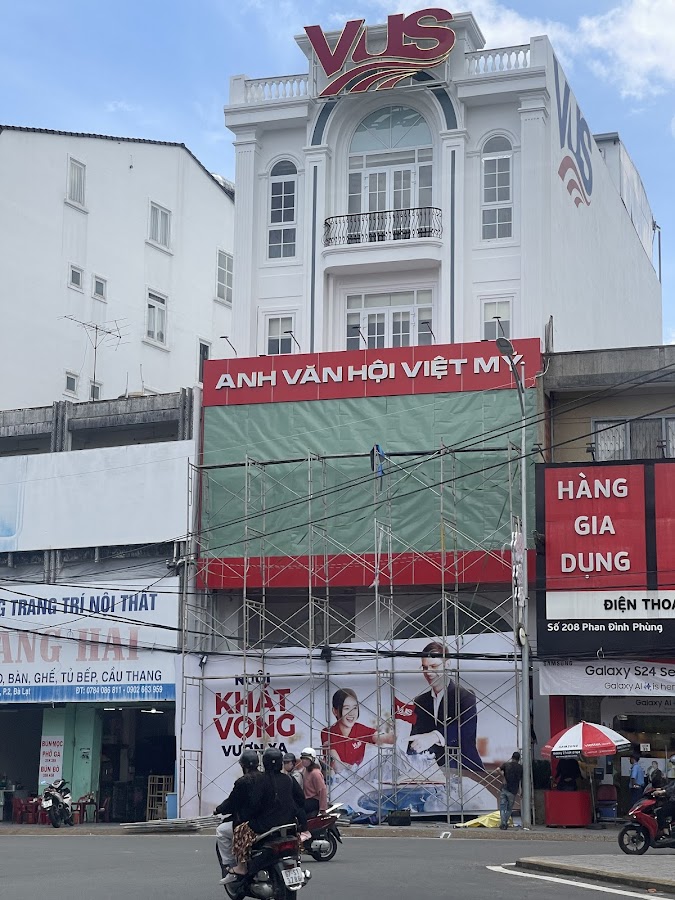 Cửa hàng cho thuê cốp pha, giàn giáo, chống tăng, coppha, thiết bị xây dựng Thế Hoà