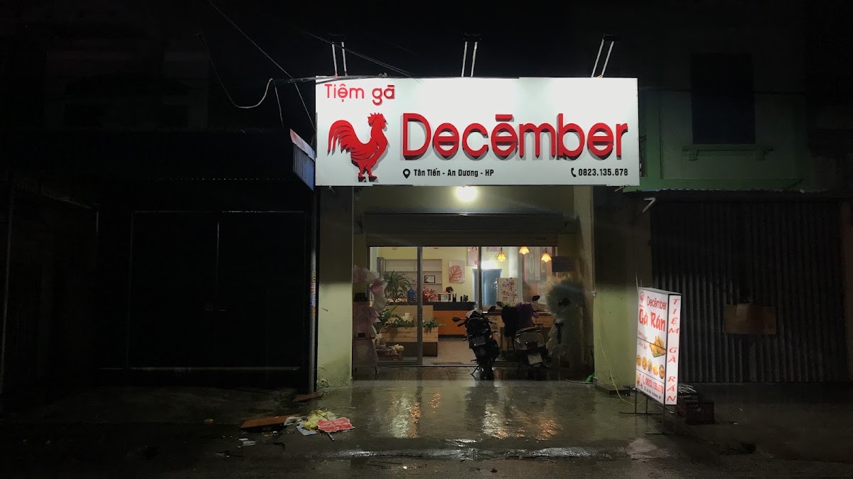 Tiệm gà Decēmber