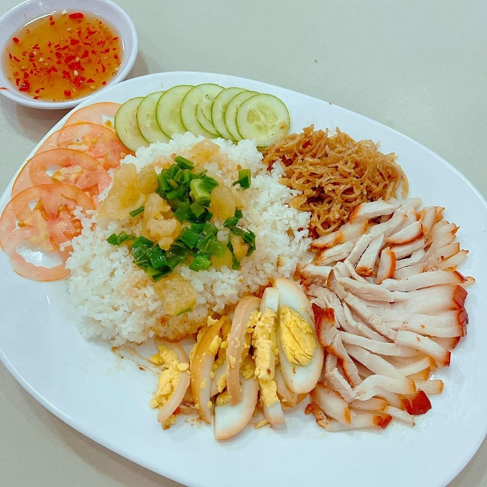 CƠM TẤM LONG XUYÊN HIẾU NAM