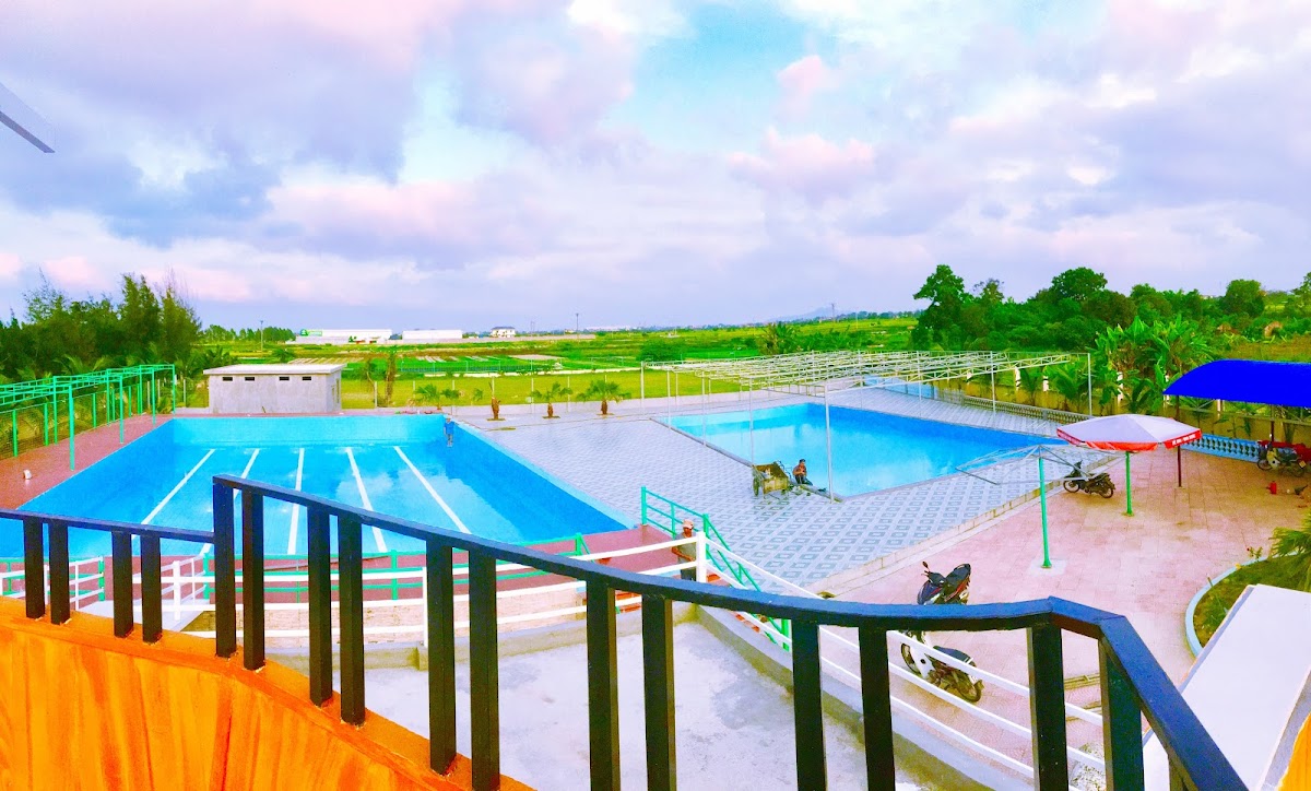 Trung tâm giải trí & TCSK Hòa Bình