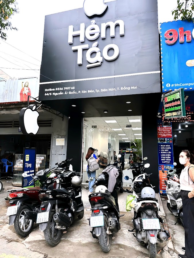 Hẻm Táo Store