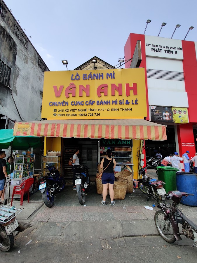 Bánh mì Vân Anh