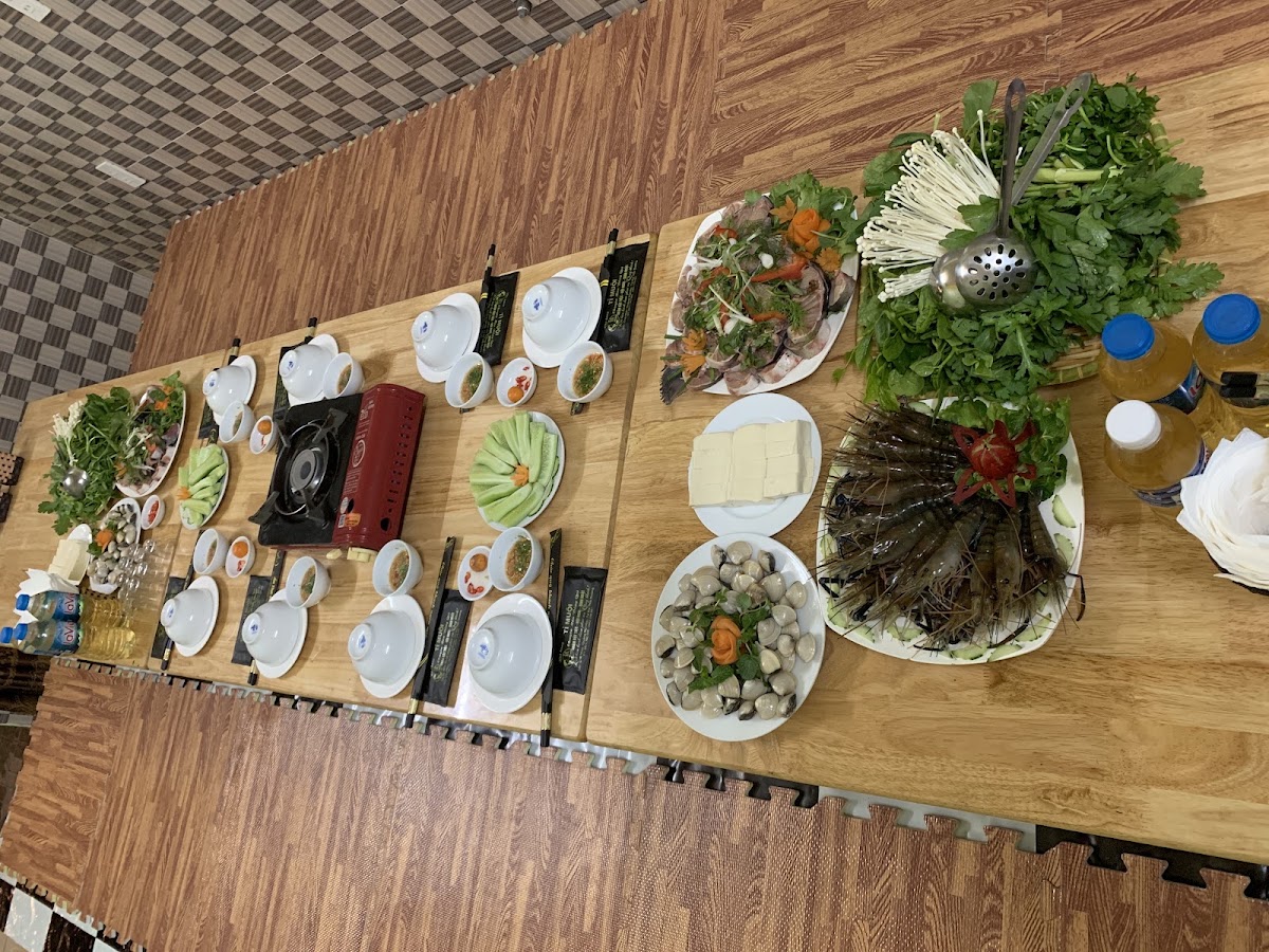 Nhà hàng tỉ muội