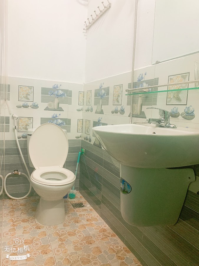 Nhà nghỉ Hoà Bình