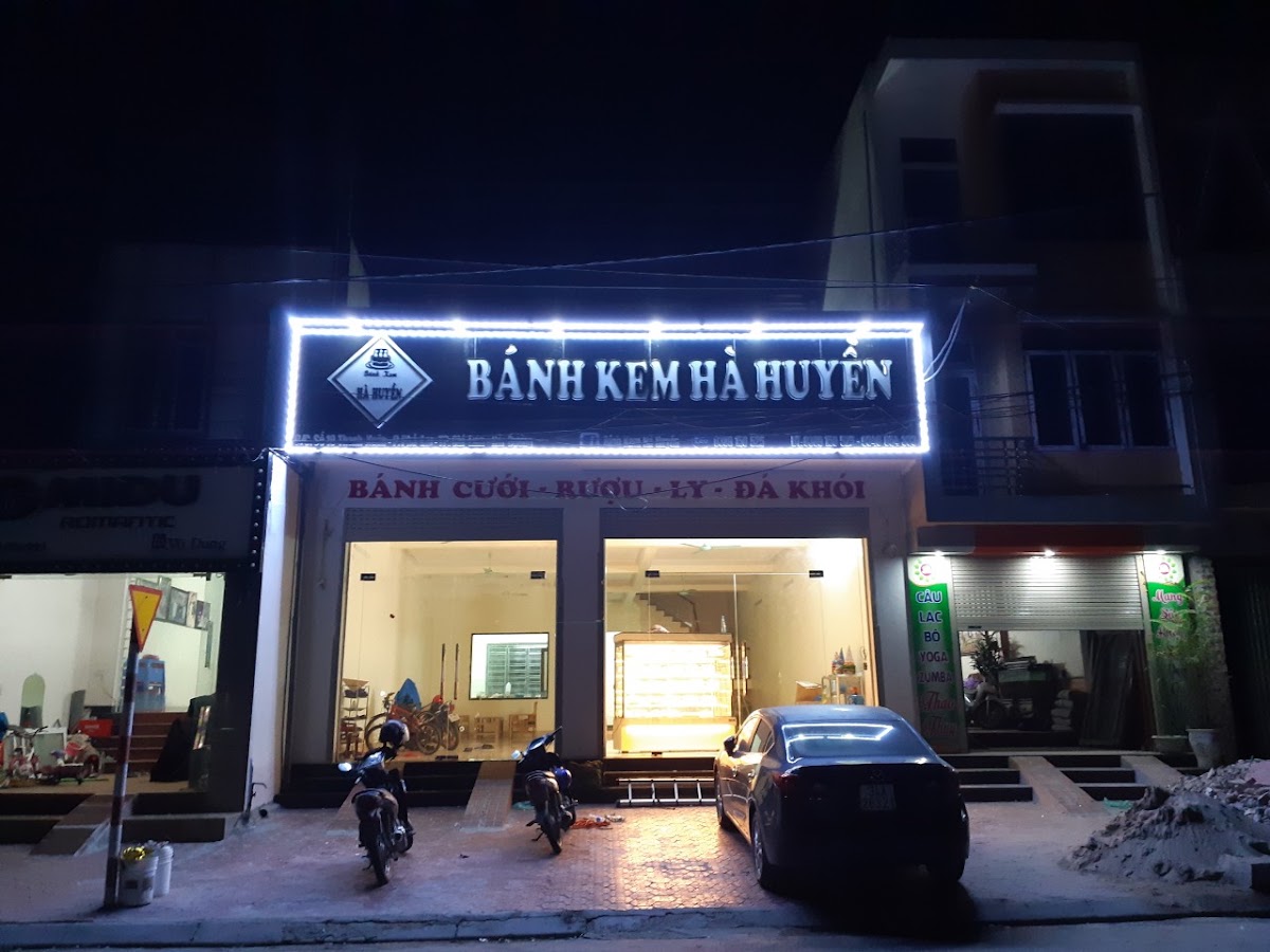 Bánh kem Hà Huyền