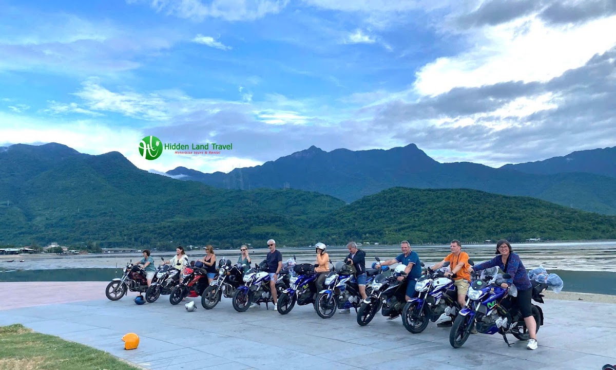 Da Nang motorbikes - Hidden Land Travel