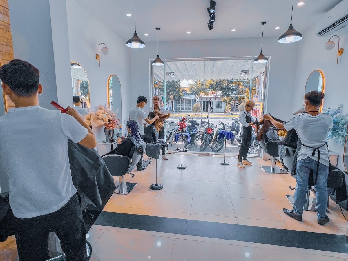 Dương Cali Hair Salon&Academy