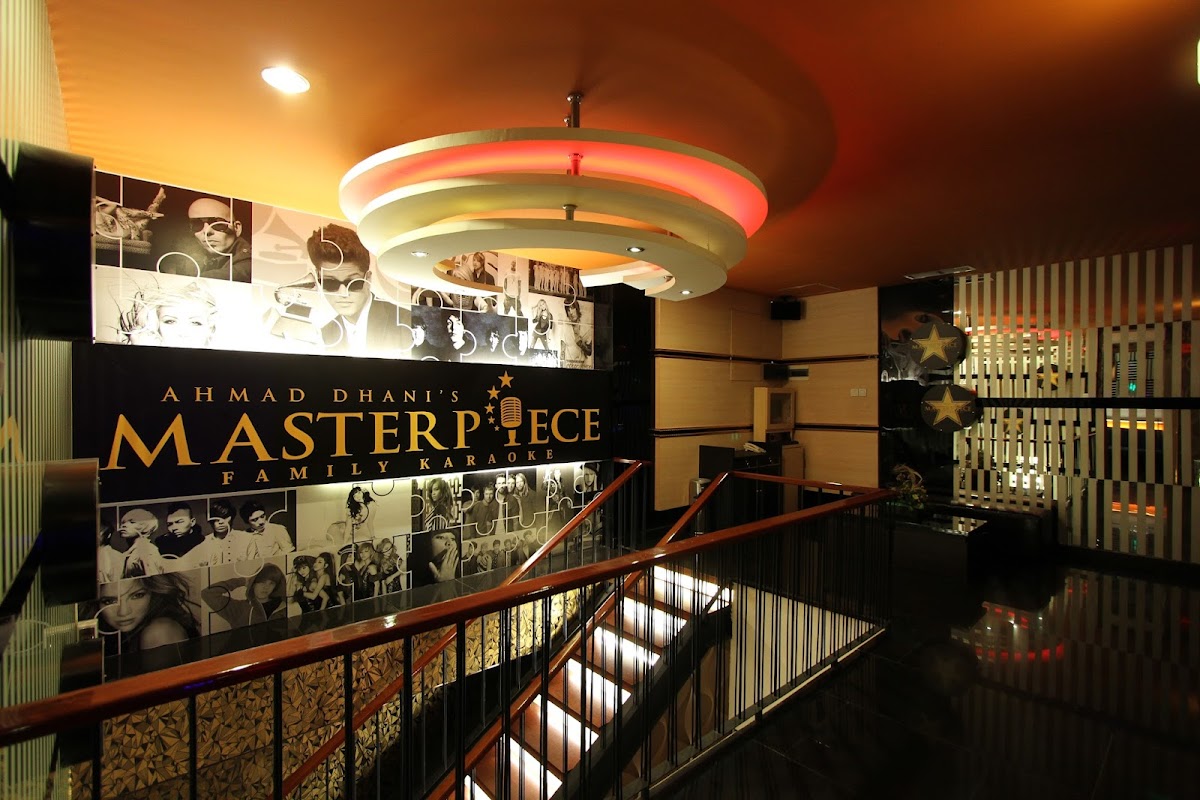 Masterpiece Family Karaoke Teraskota