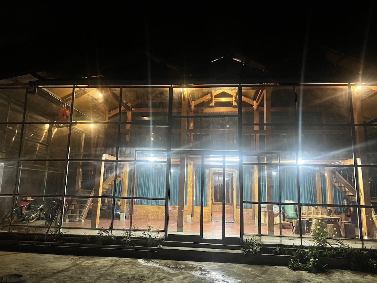 À Lôi Homestay