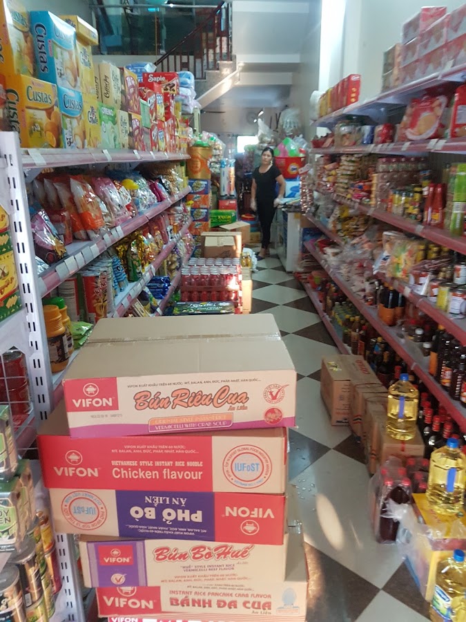 Cửa Hàng Tạp Hóa Minh Hạnh