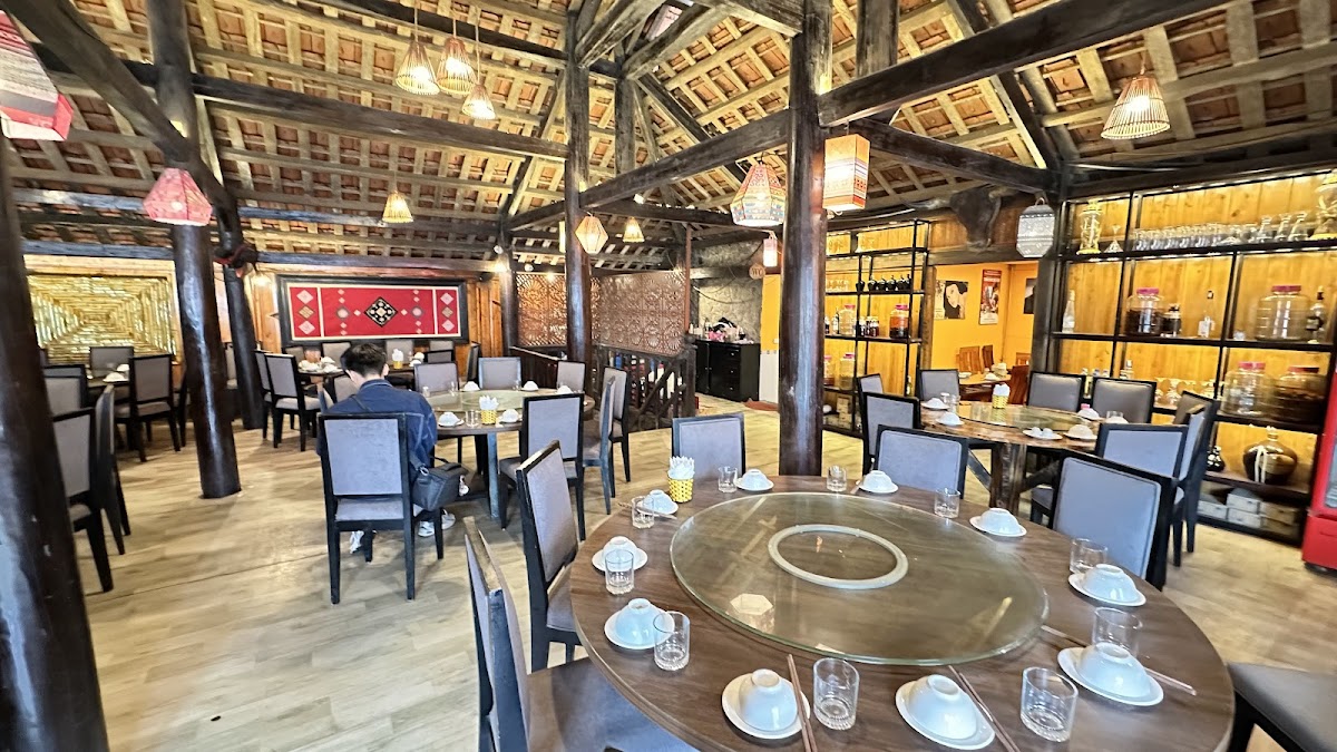 Lợn Mẹt Cầu Mây