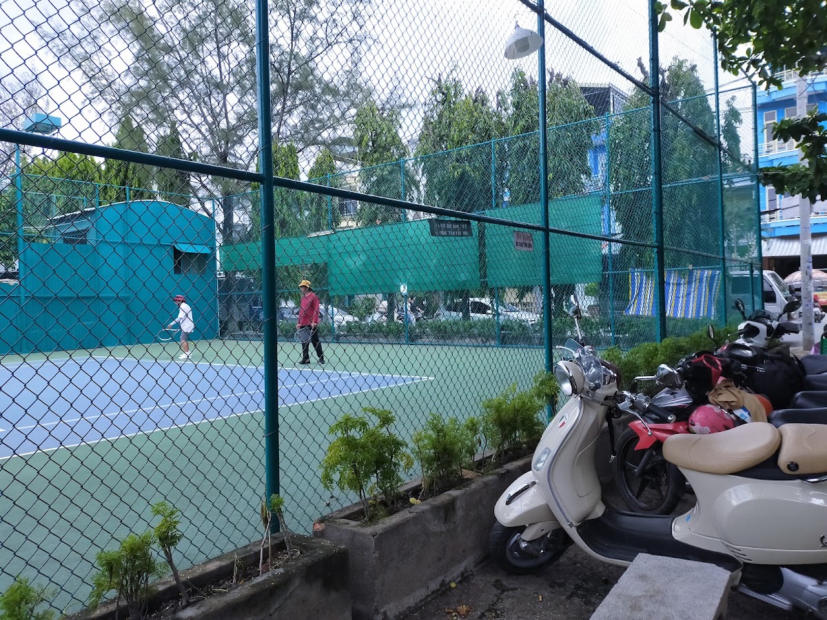 CLB Tennis Hoàng Long