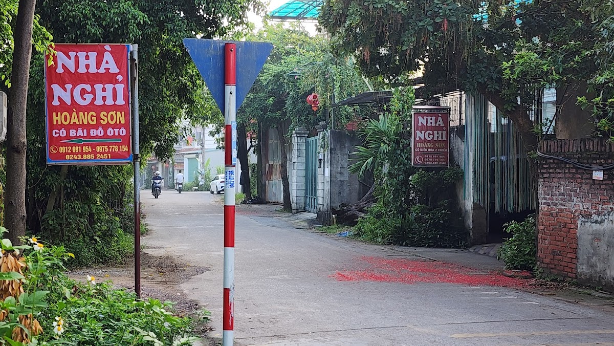 Nhà Nghỉ Hoàng Sơn
