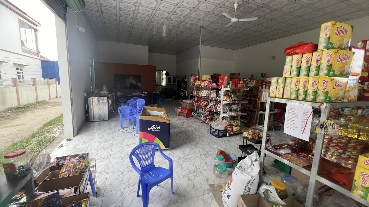 Hương Nam Cửa Hàng Tạp Hóa