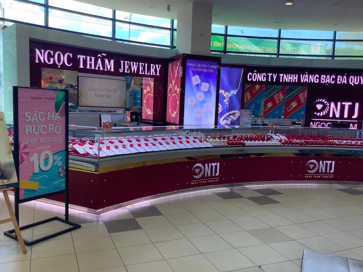 Ngọc Thẩm Jewelry Co.opmart Mỹ Tho