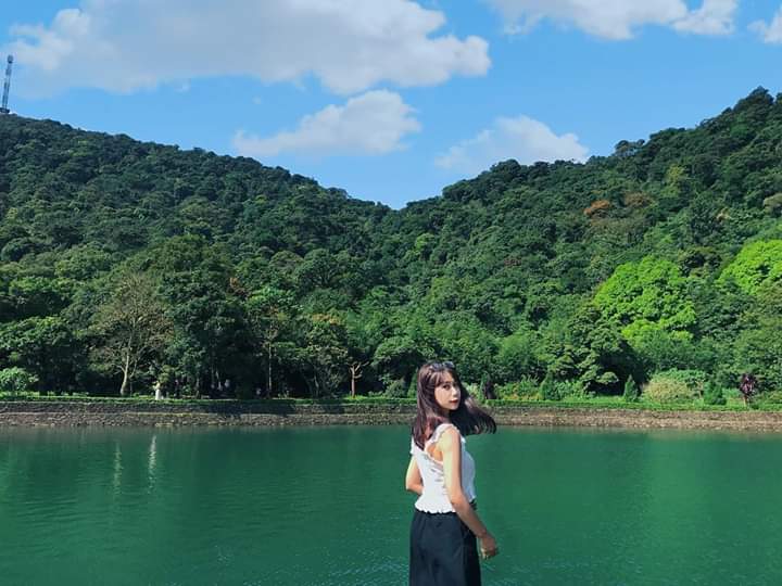 Hồ Xạ Hương