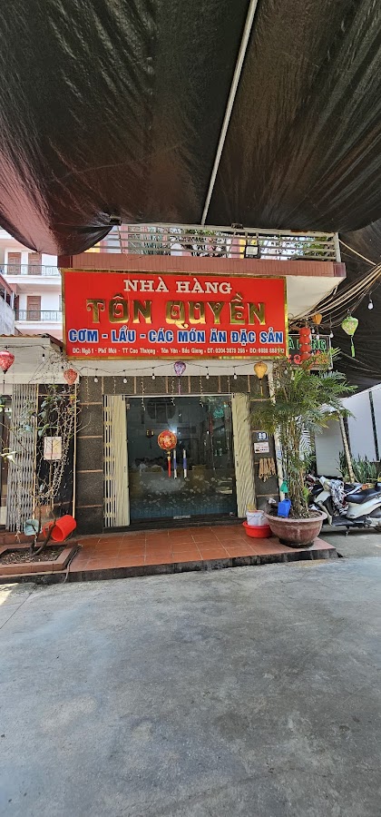 Nhà hàng Tôn Quyền