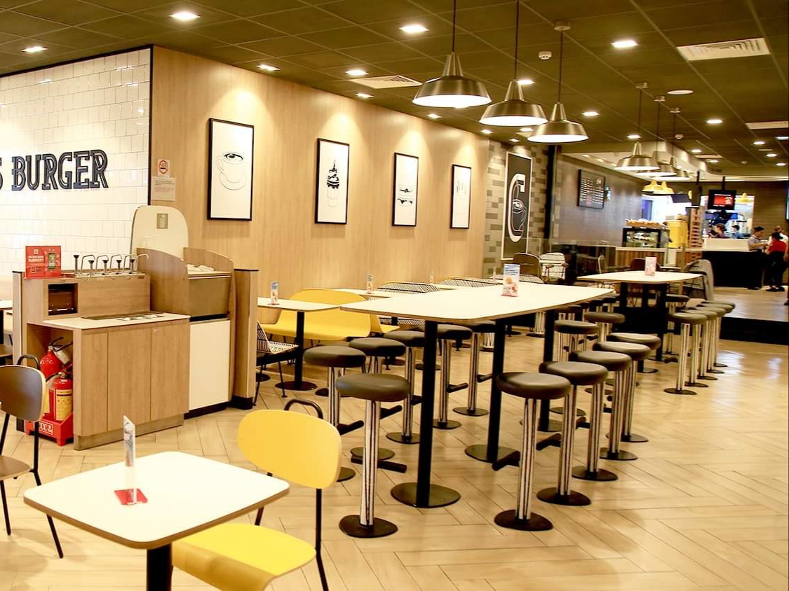 McDonald's Giga Mall