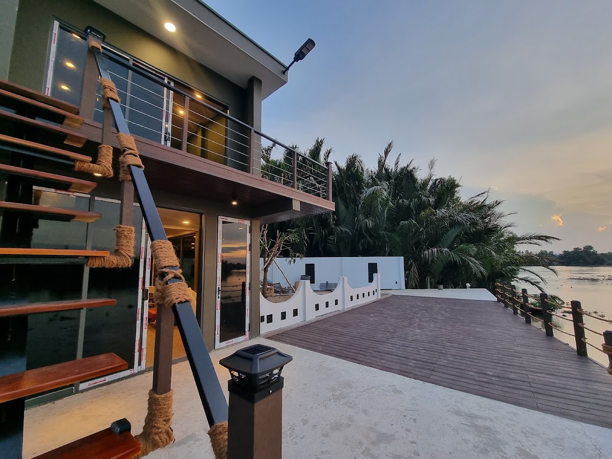 ARC-XPEDITION LODGE