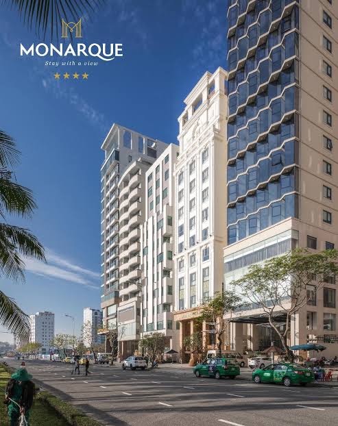 Monarque Hotel
