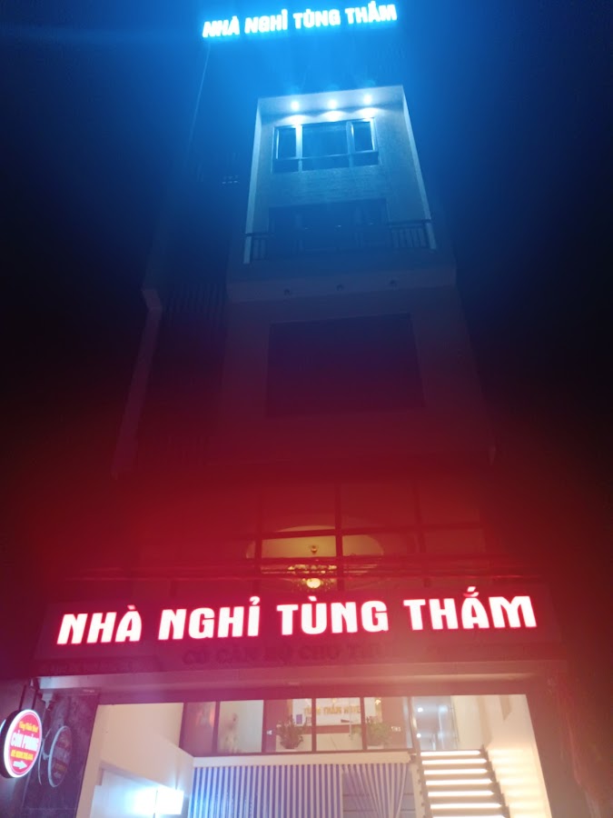Nhà Nghỉ Tùng Thắm
